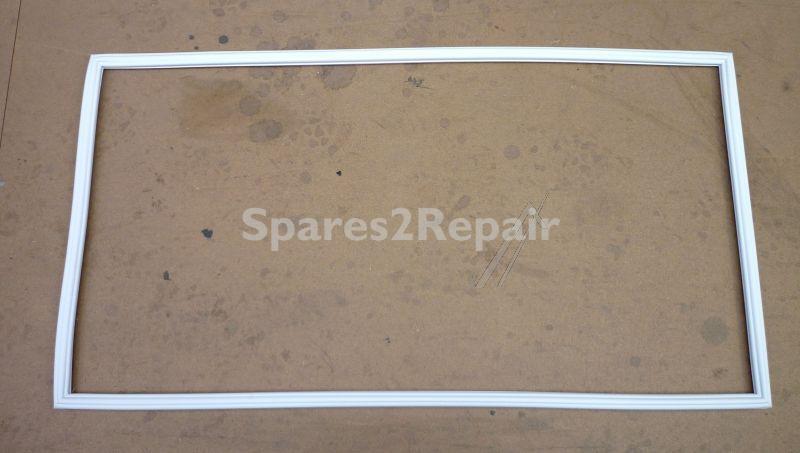 Freezer Door Seal - C00314867 481946818201 Seal [Whirlpool Indesit]